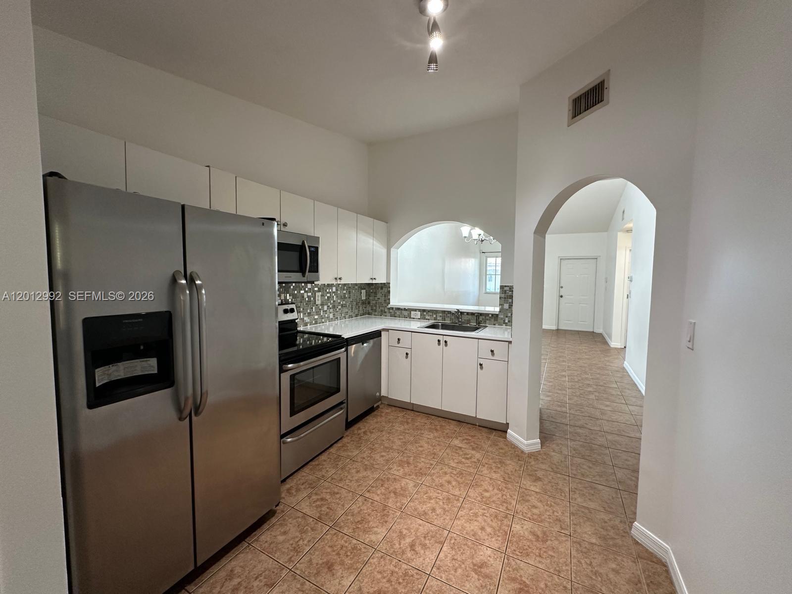 VENETIA GARDENS SOUTH CON - Residential