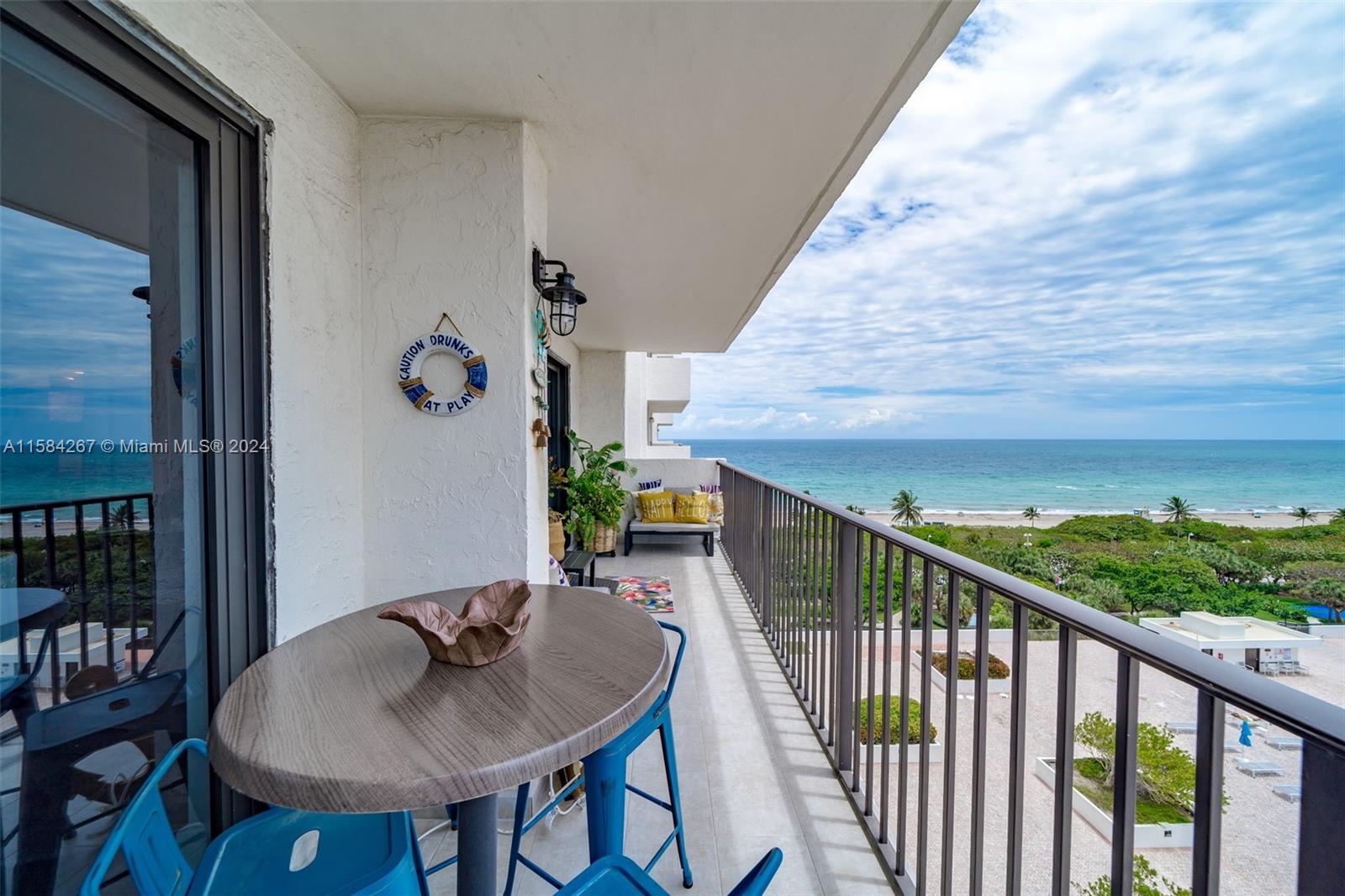 SUMMIT CONDO - Residential