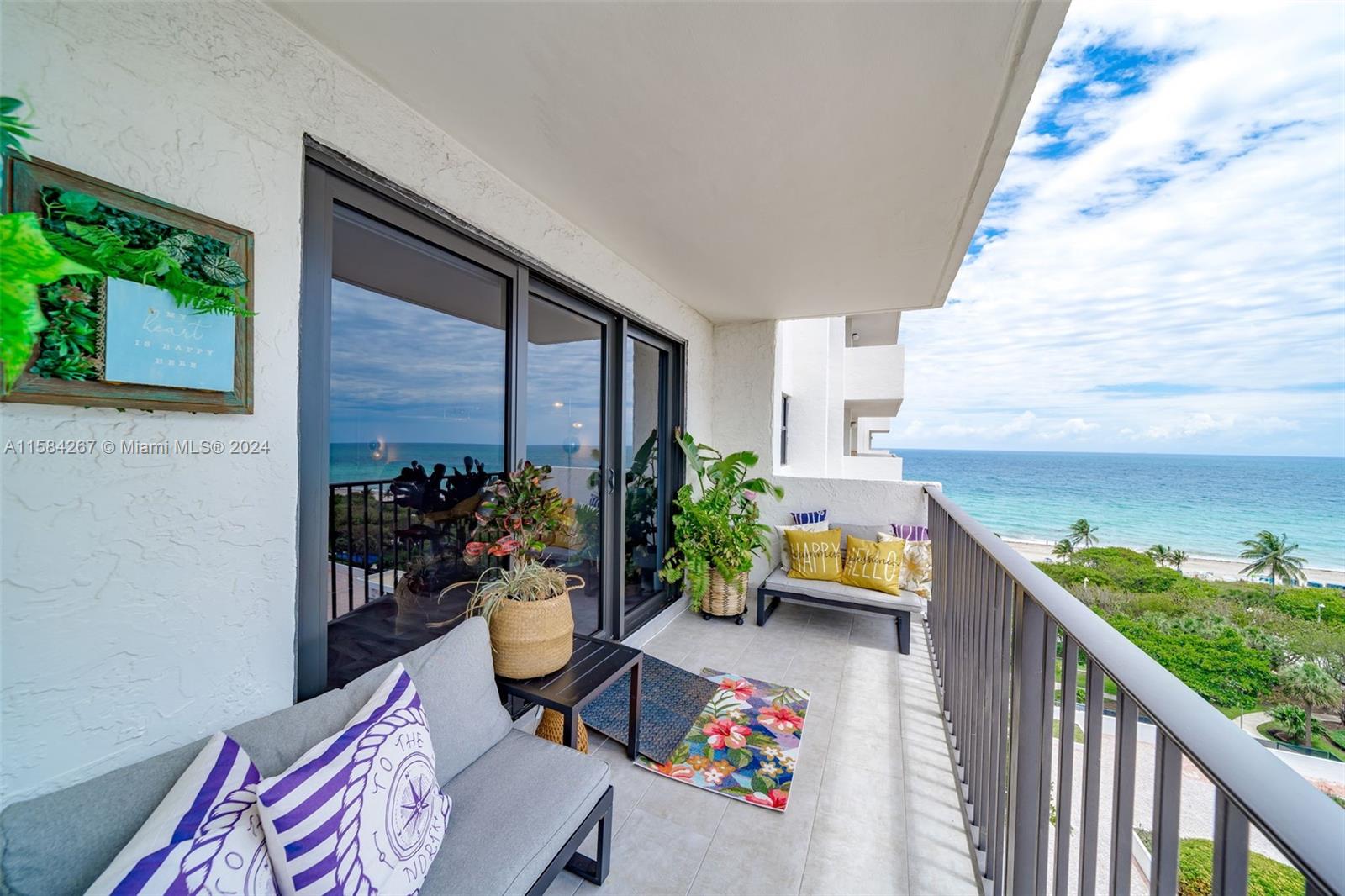 SUMMIT CONDO - Residential