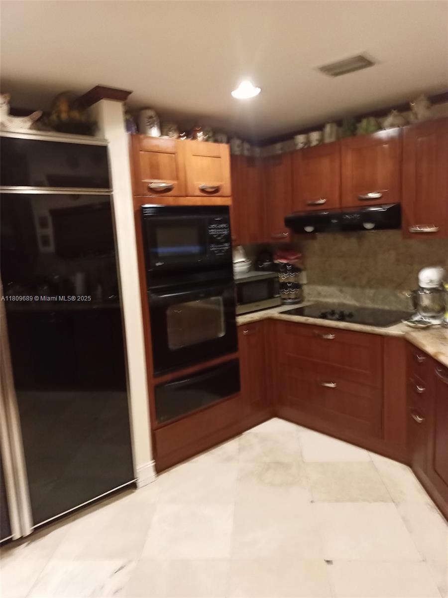 400 Woodcrest Rd