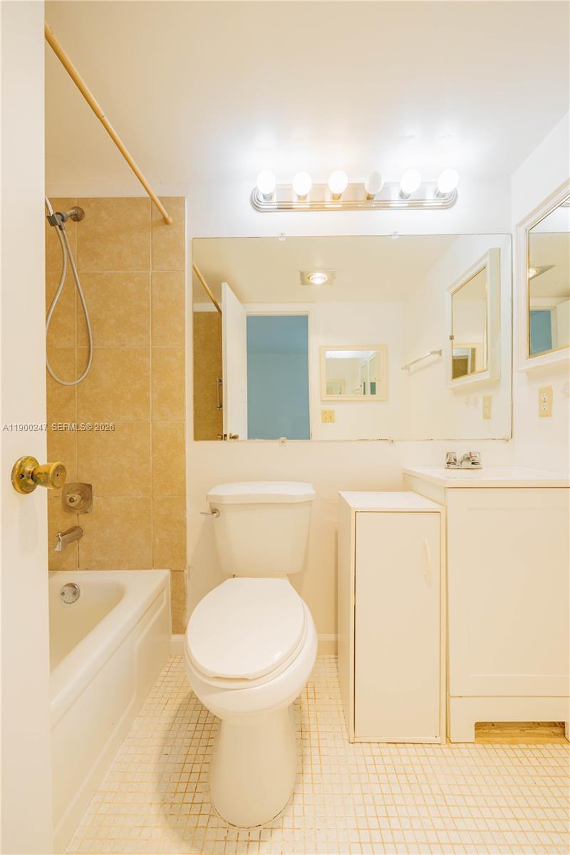 PRESTON AT CENTURY VILLAG - Residential