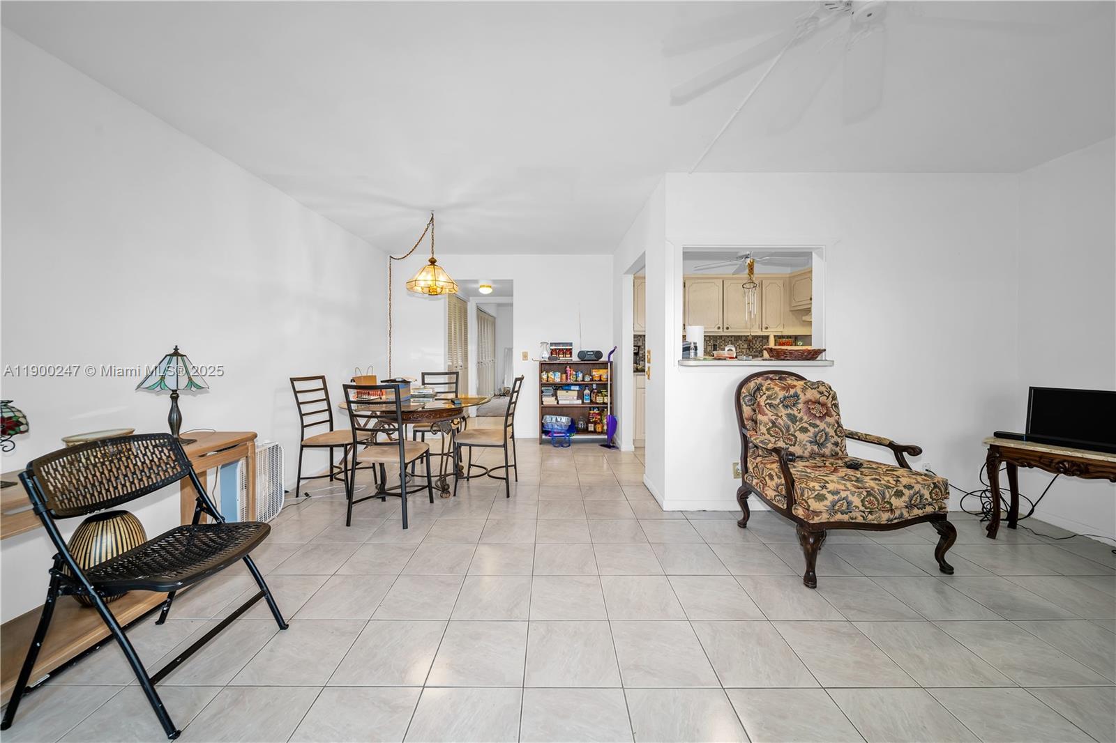 View photos, virtual tours, details... 303 Preston H 303
