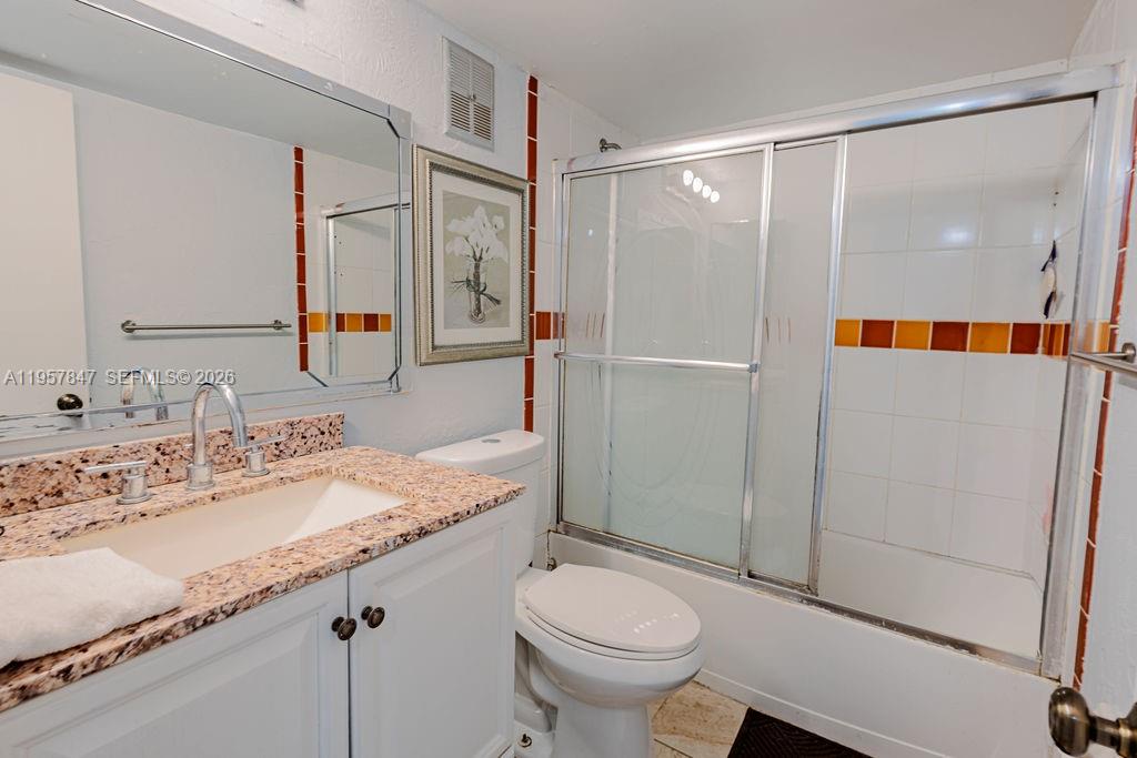 GATE ONE CONDO - Residential