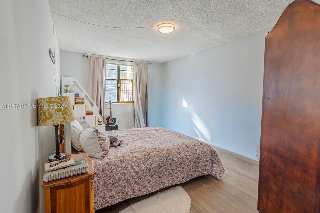 GATE ONE CONDO - Residential