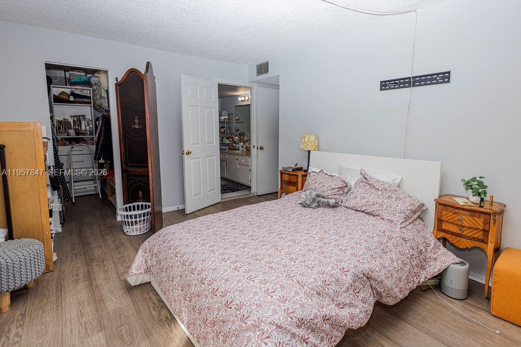 GATE ONE CONDO - Residential