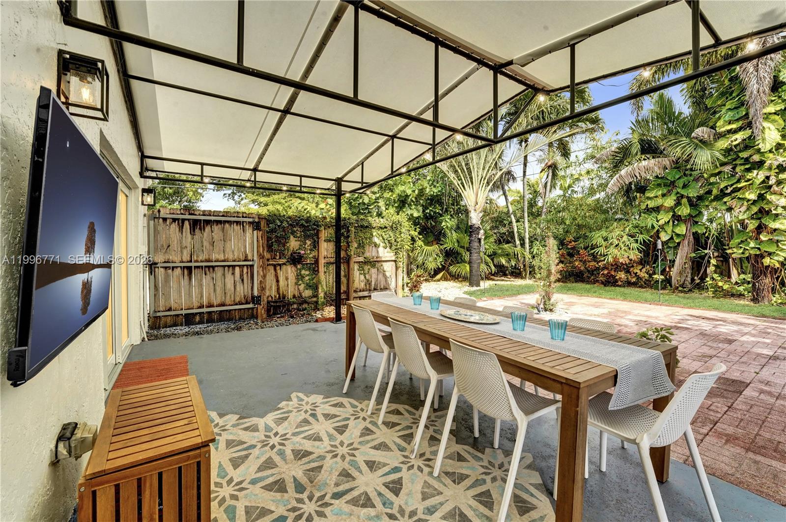 OAKLAND PARK SECOND ADD - Residential