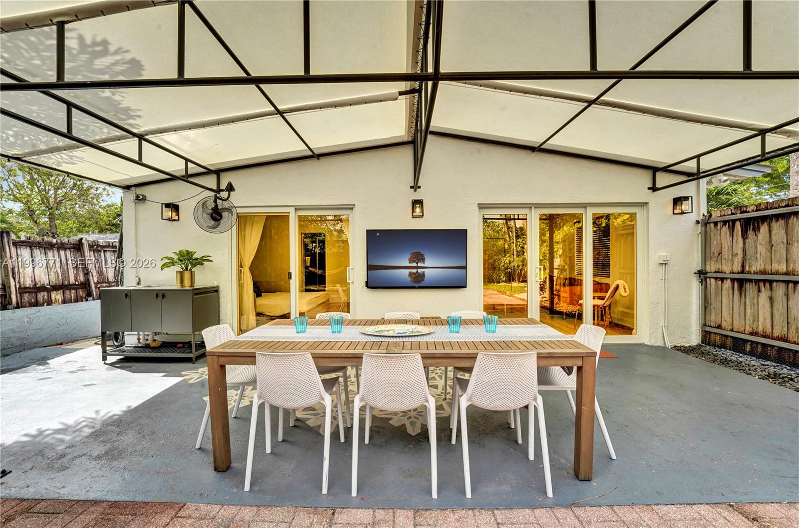 OAKLAND PARK SECOND ADD - Residential