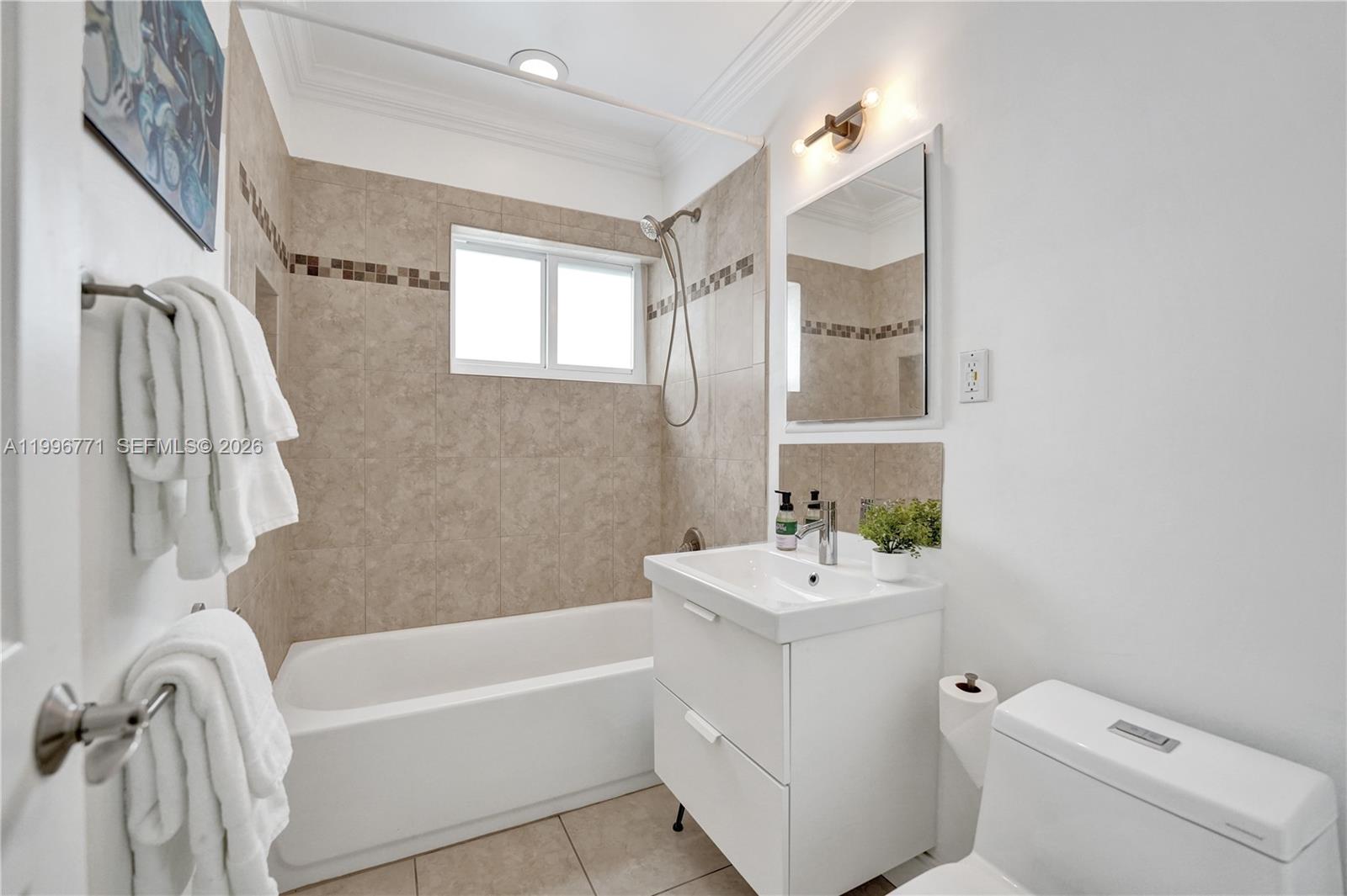 OAKLAND PARK SECOND ADD - Residential