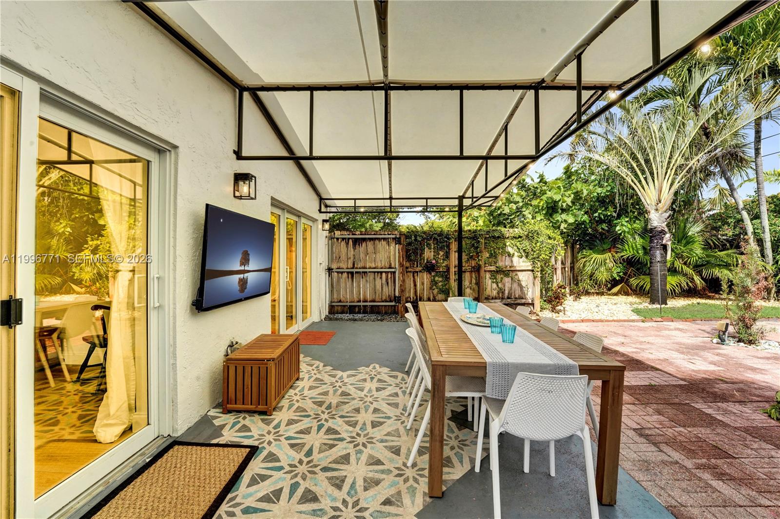 OAKLAND PARK SECOND ADD - Residential