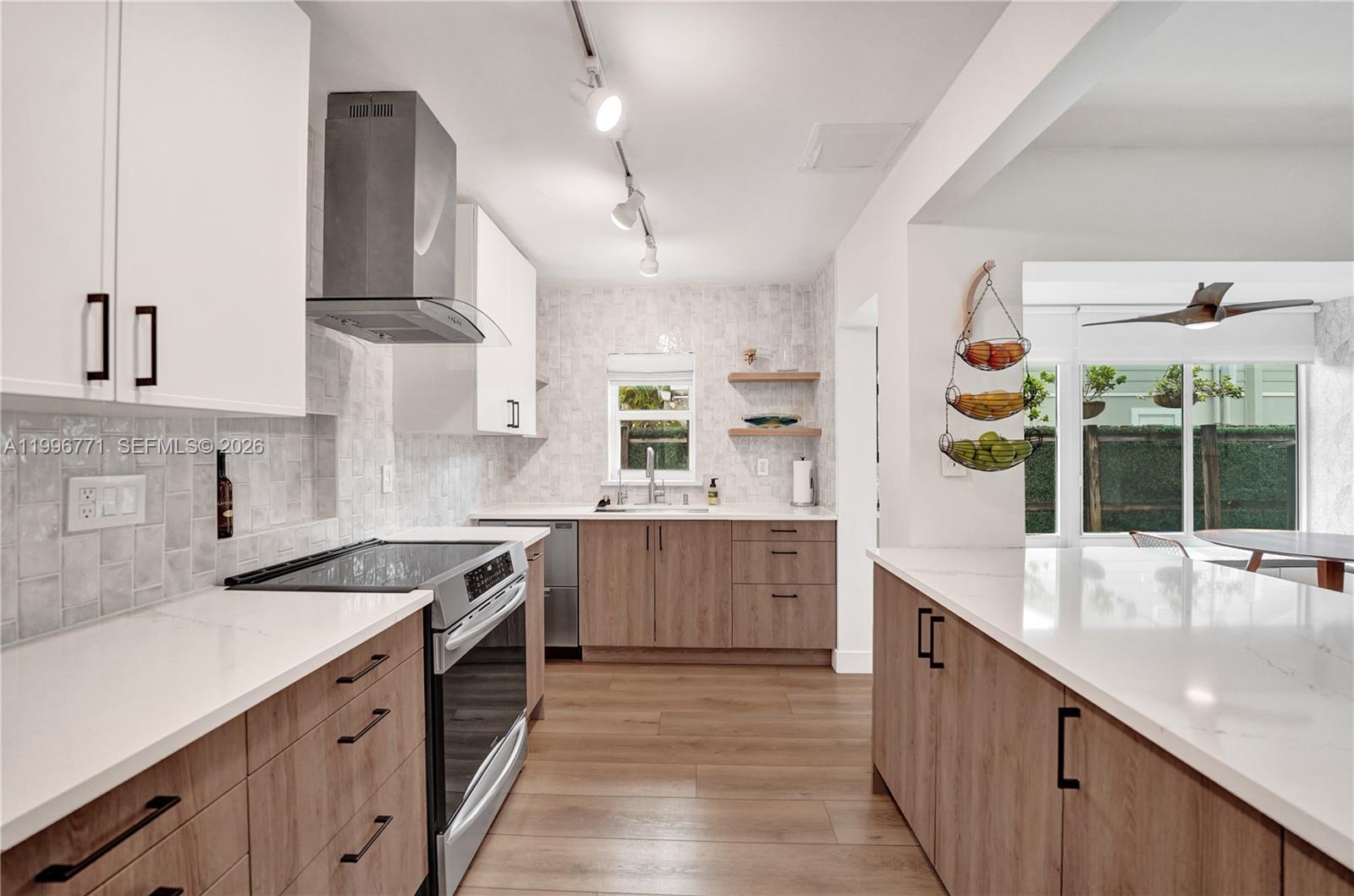 OAKLAND PARK SECOND ADD - Residential