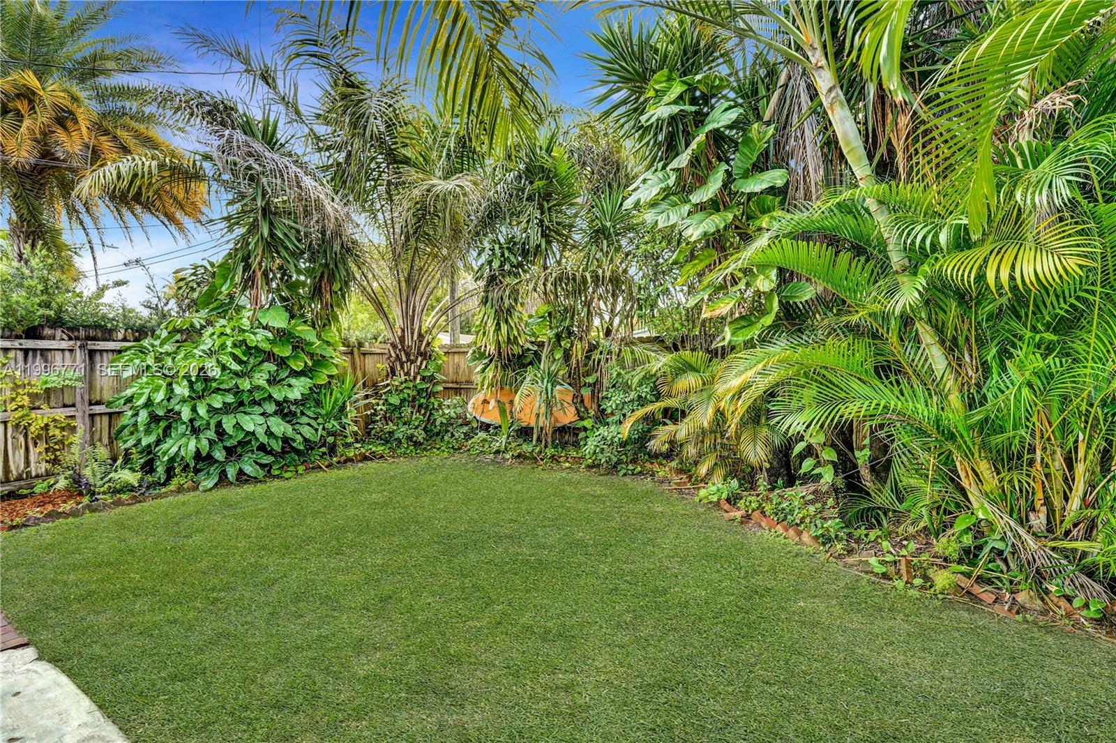 OAKLAND PARK SECOND ADD - Residential