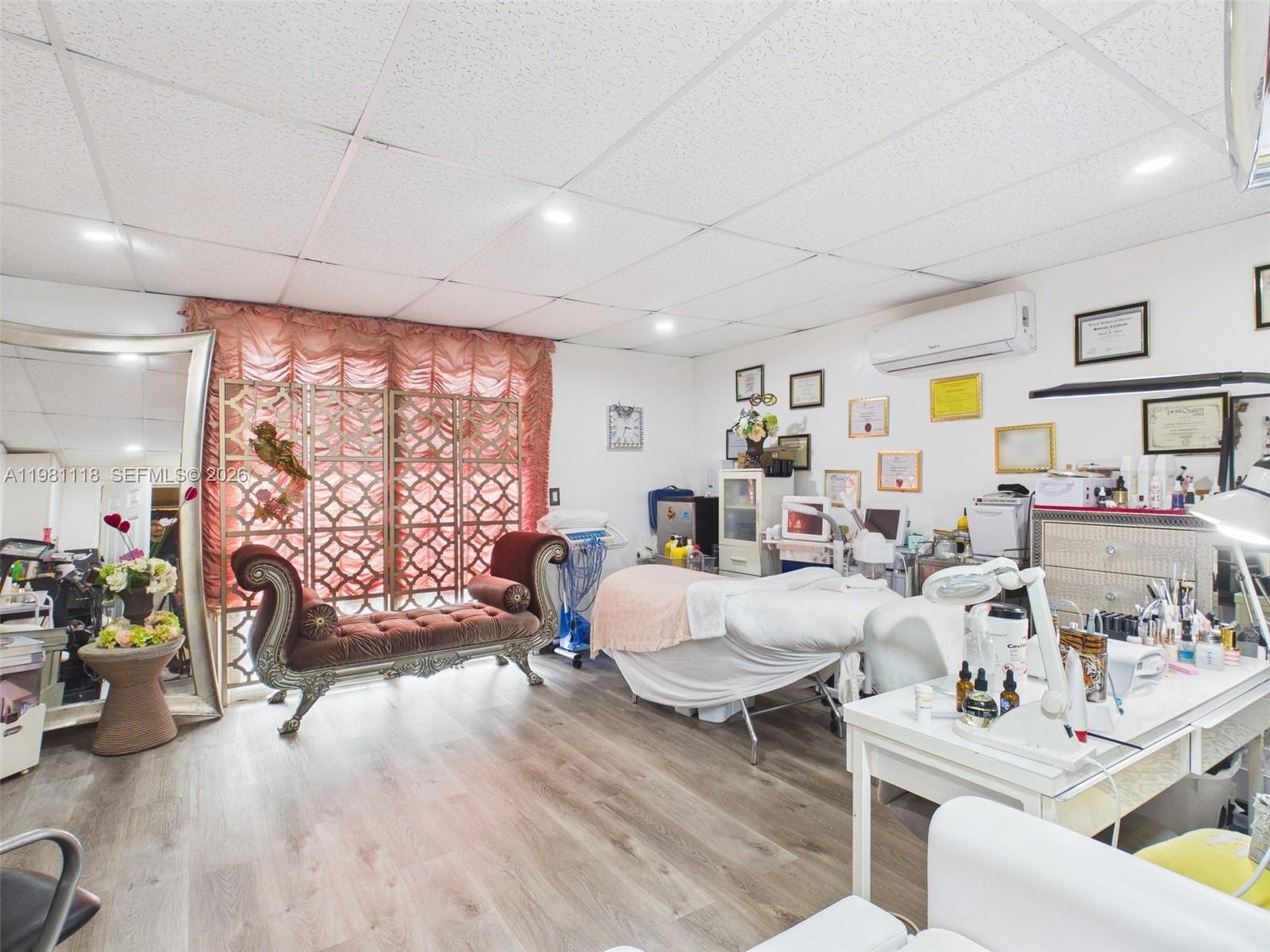 S CORAL HOMES SEC 3 - Residential