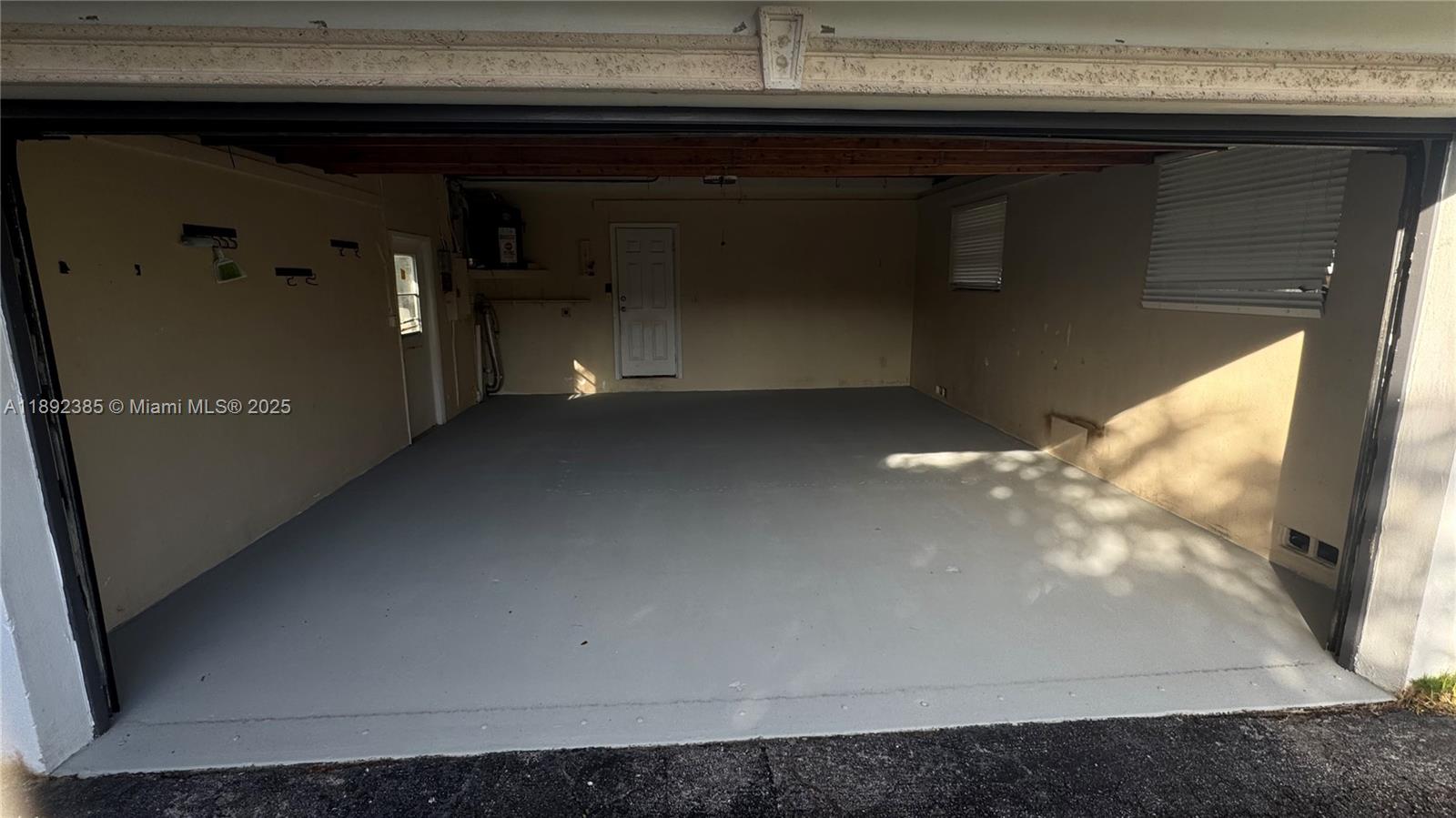 SANDYS ESTATES - Residential