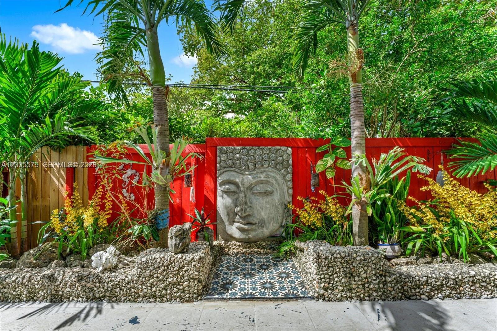 CORAL CREEK - Residential