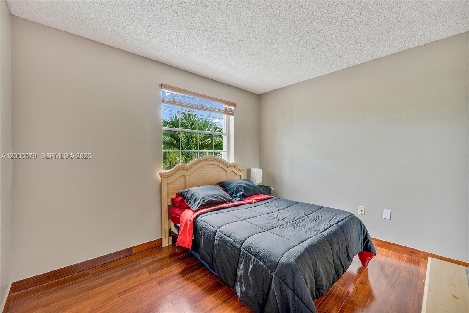 CORAL CREEK - Residential