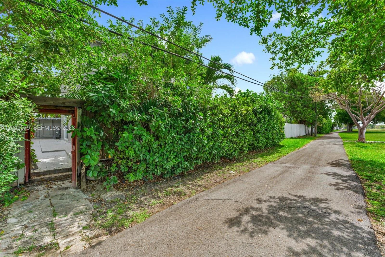 CORAL CREEK - Residential