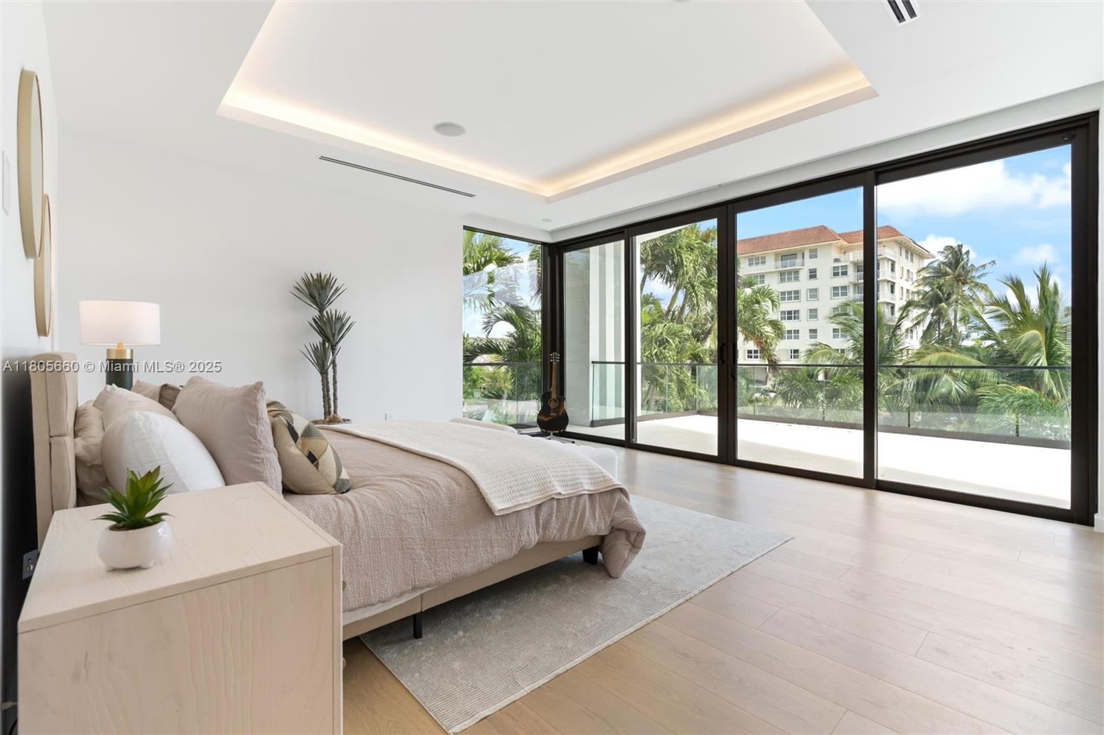 BAY HARBOR ISLAND - Residential