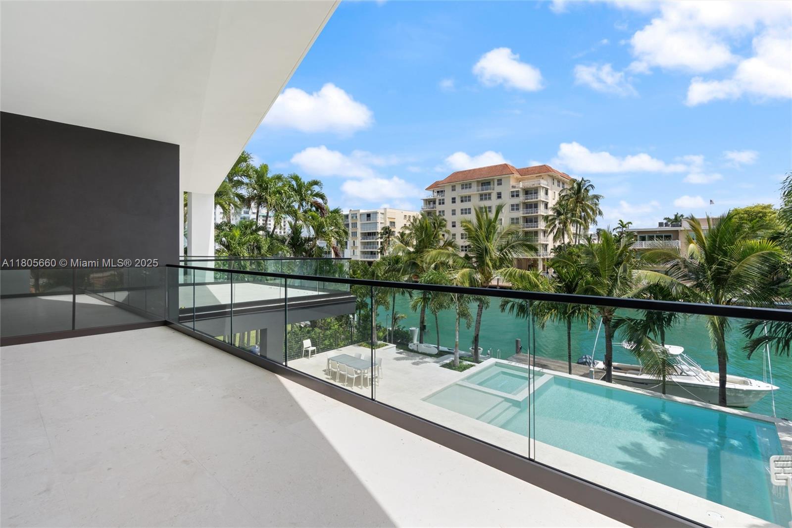 BAY HARBOR ISLAND - Residential