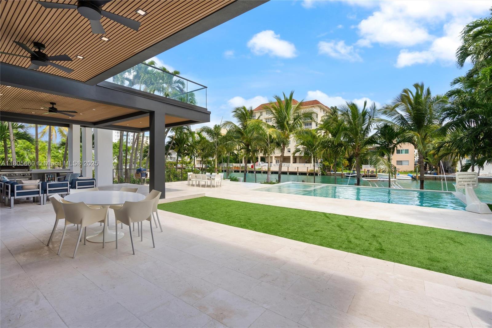 BAY HARBOR ISLAND - Residential