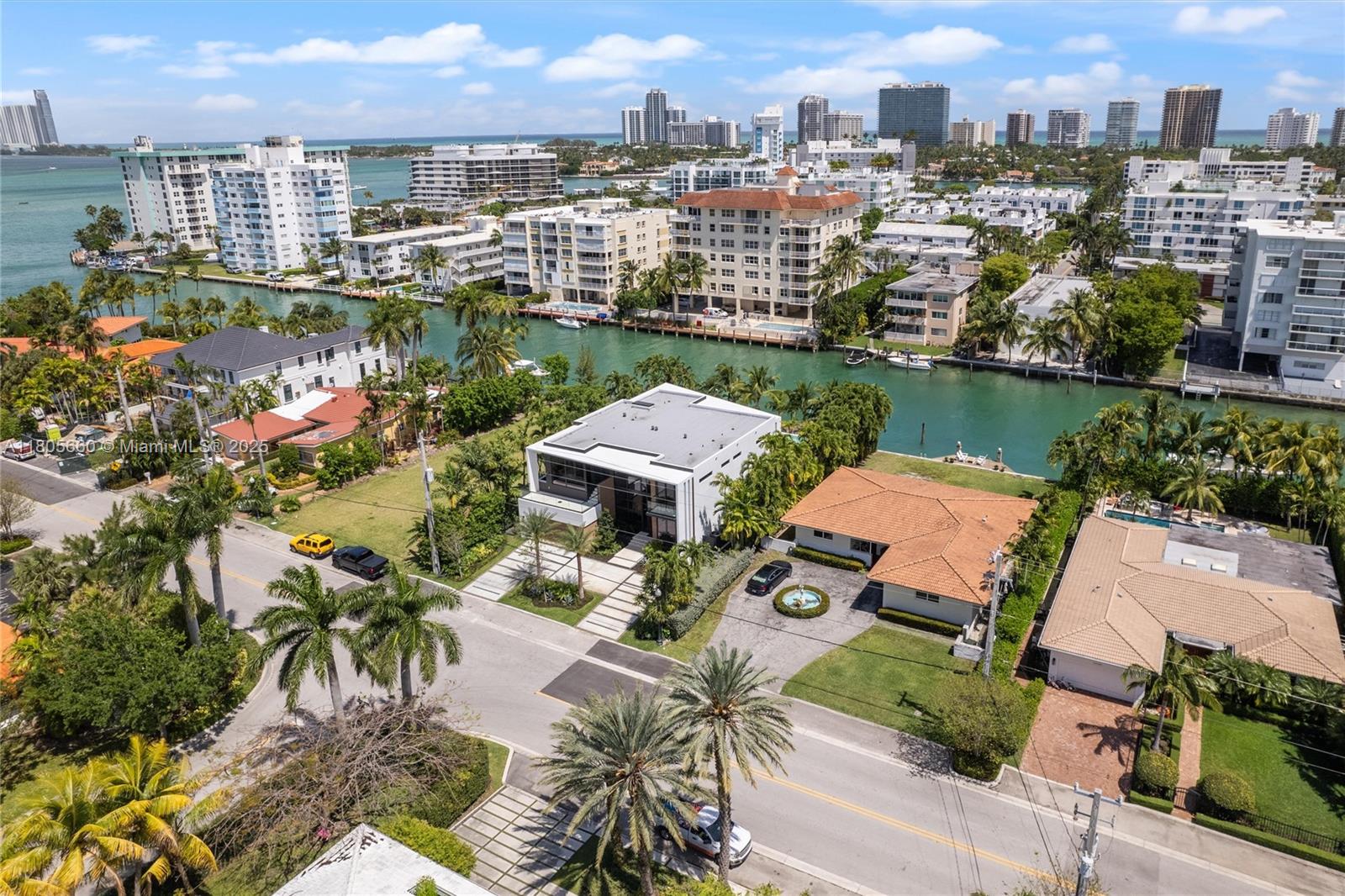 BAY HARBOR ISLAND - Residential