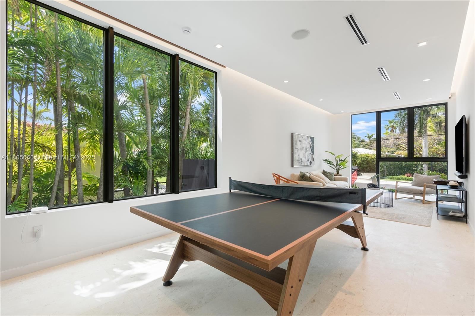 BAY HARBOR ISLAND - Residential