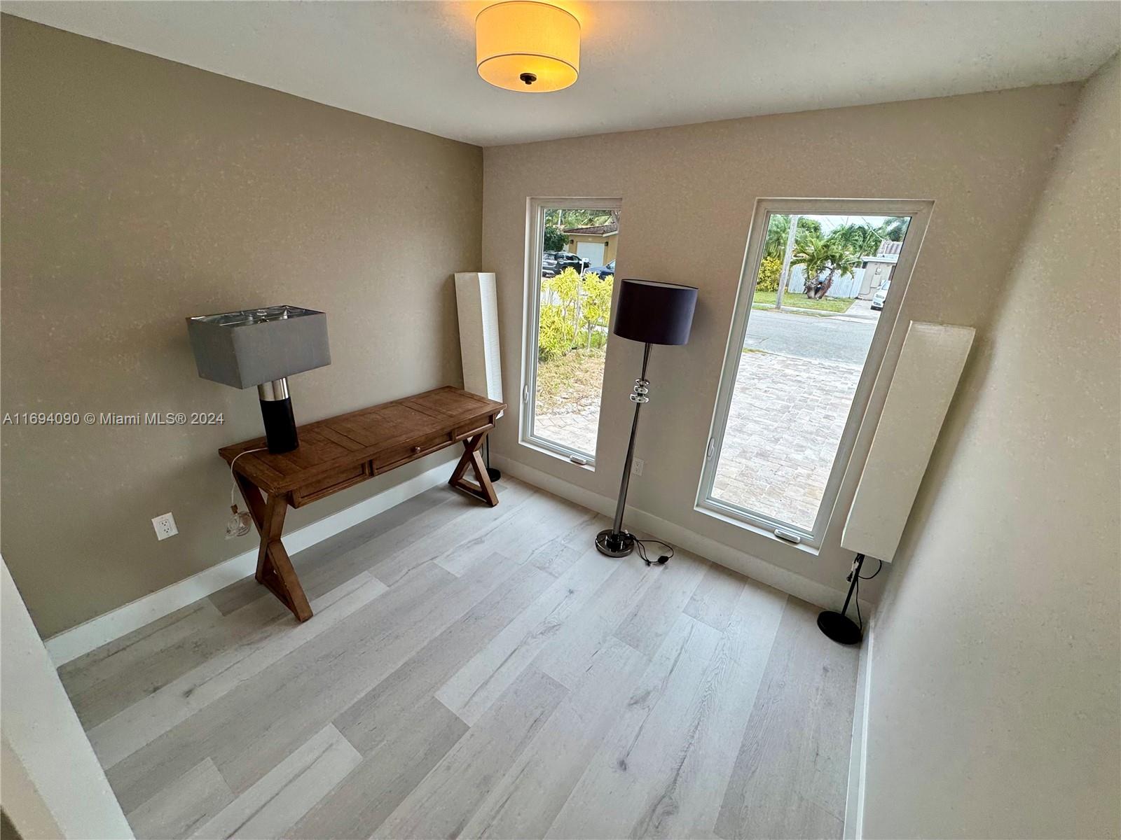 SOUTH NEW RIVER ISLES SEC - Residential