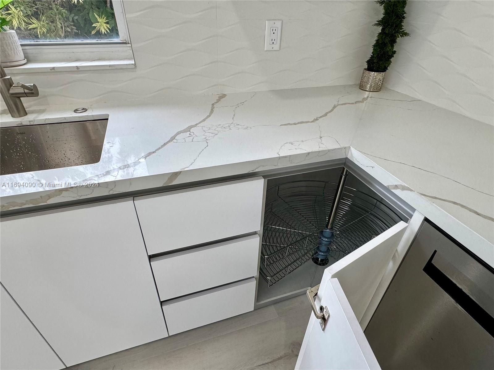 SOUTH NEW RIVER ISLES SEC - Residential