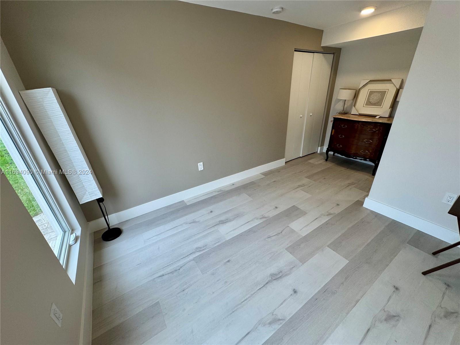 SOUTH NEW RIVER ISLES SEC - Residential