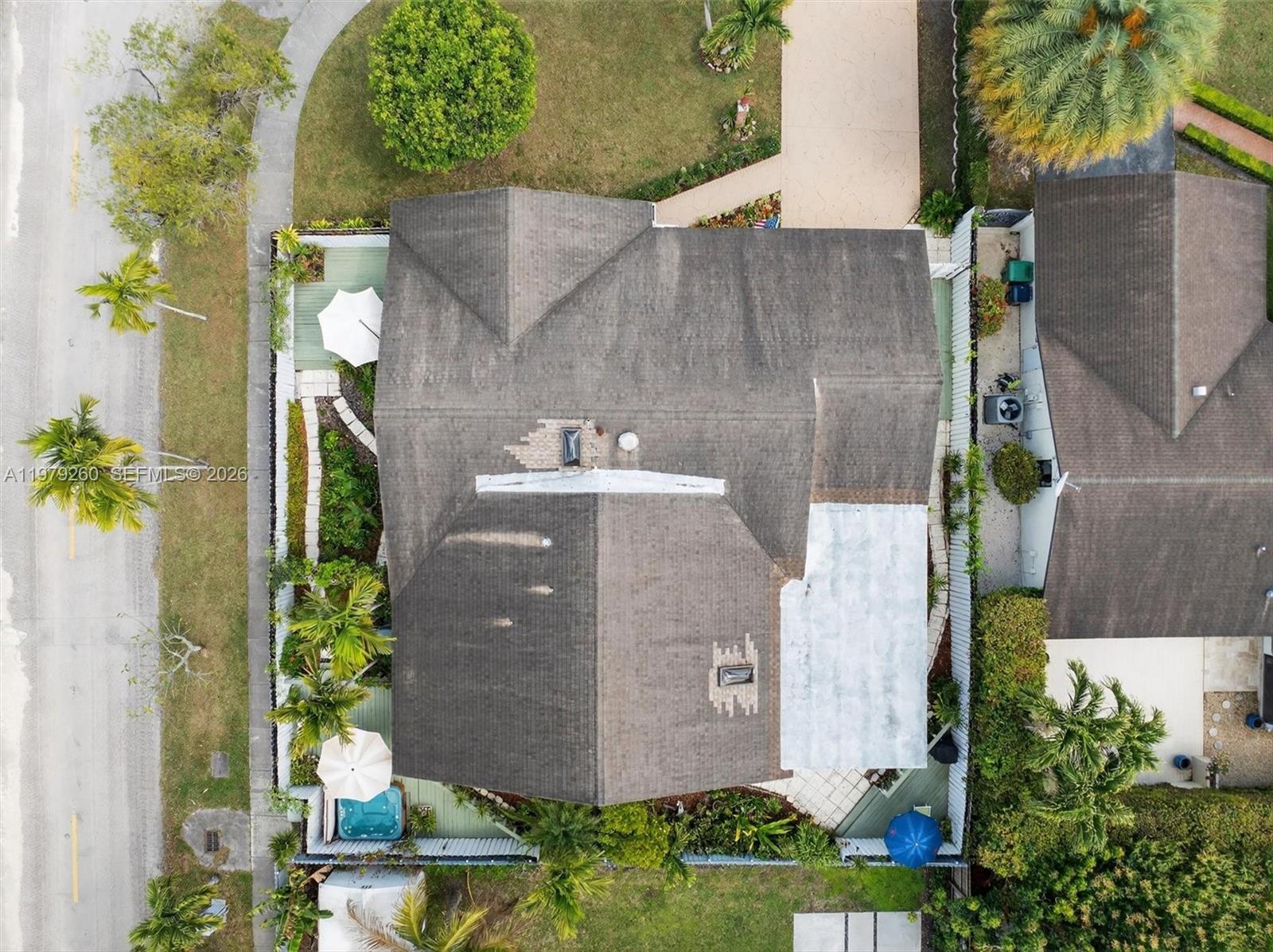 FIRST ADDN TO CALUSA CLUB - Residential