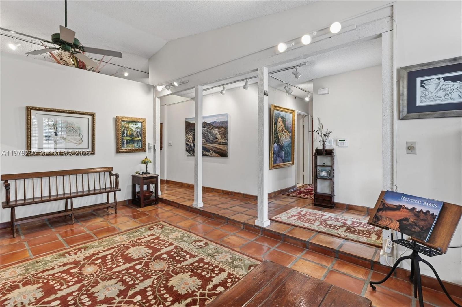 FIRST ADDN TO CALUSA CLUB - Residential