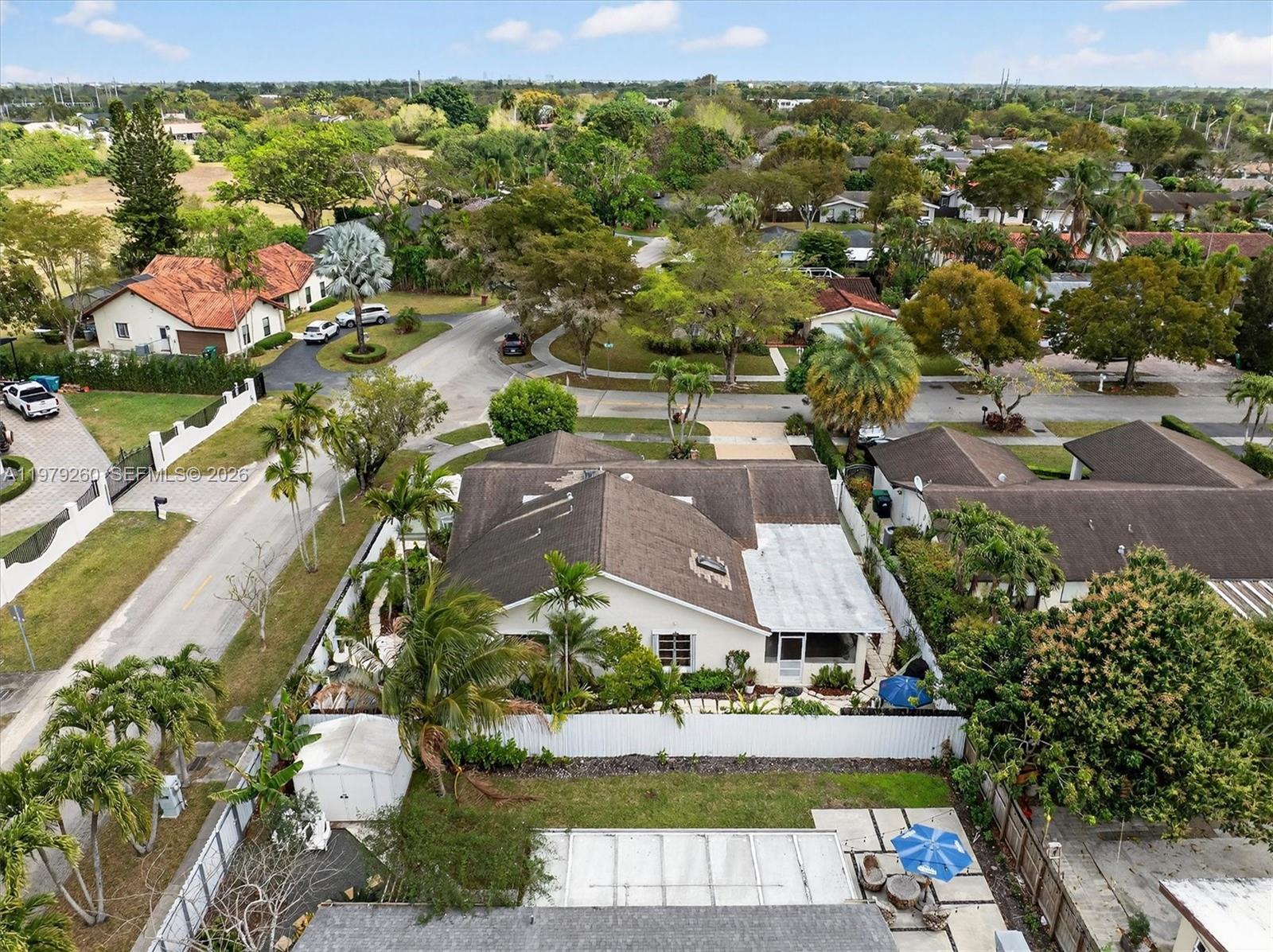 FIRST ADDN TO CALUSA CLUB - Residential