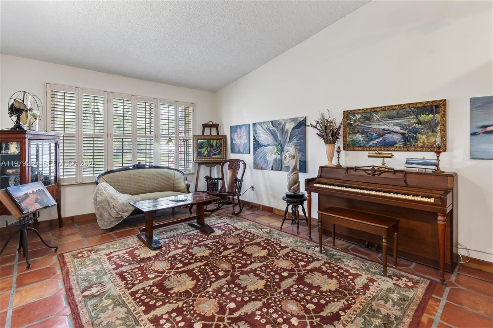 FIRST ADDN TO CALUSA CLUB - Residential