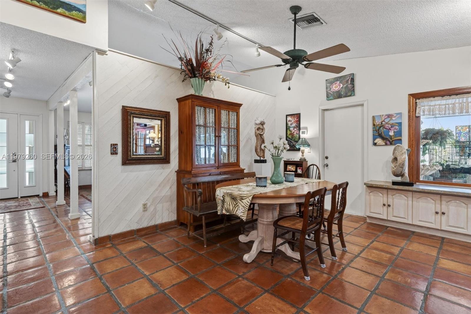 FIRST ADDN TO CALUSA CLUB - Residential