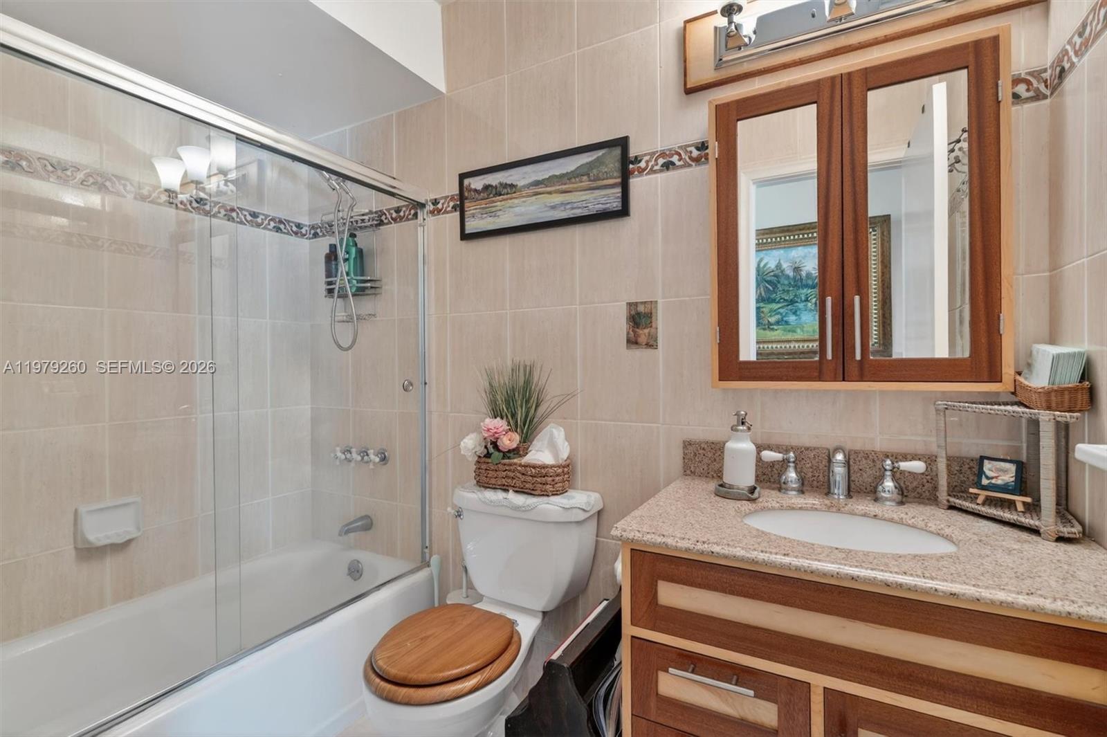 FIRST ADDN TO CALUSA CLUB - Residential