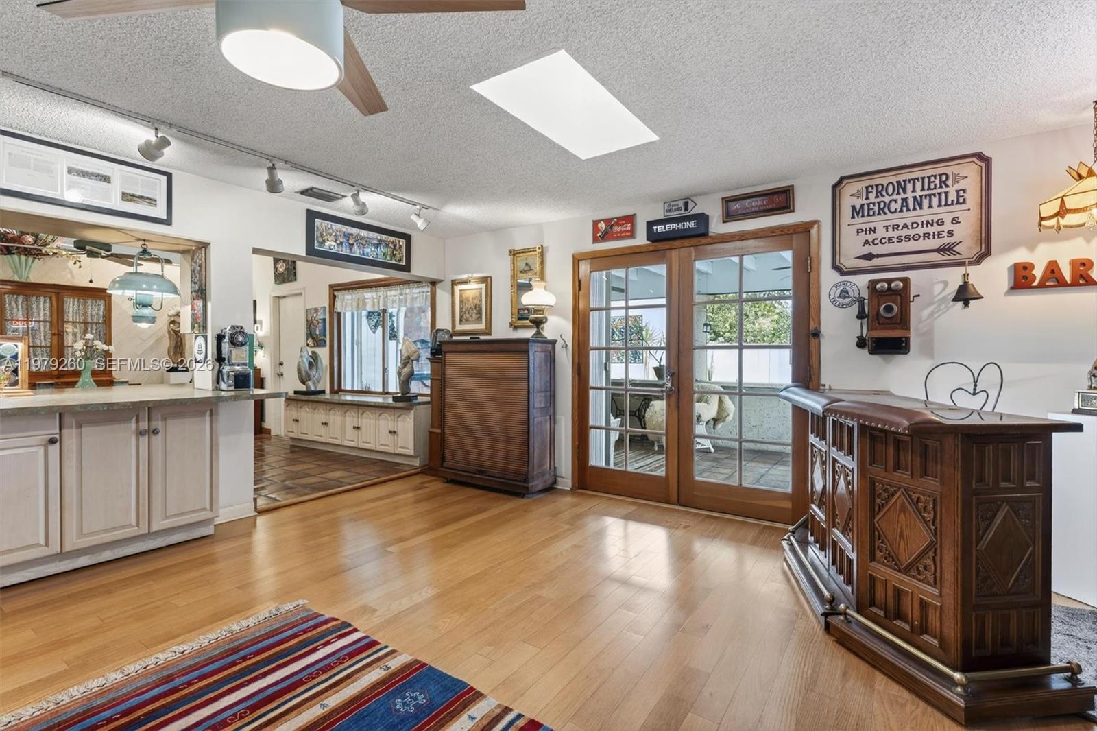 FIRST ADDN TO CALUSA CLUB - Residential