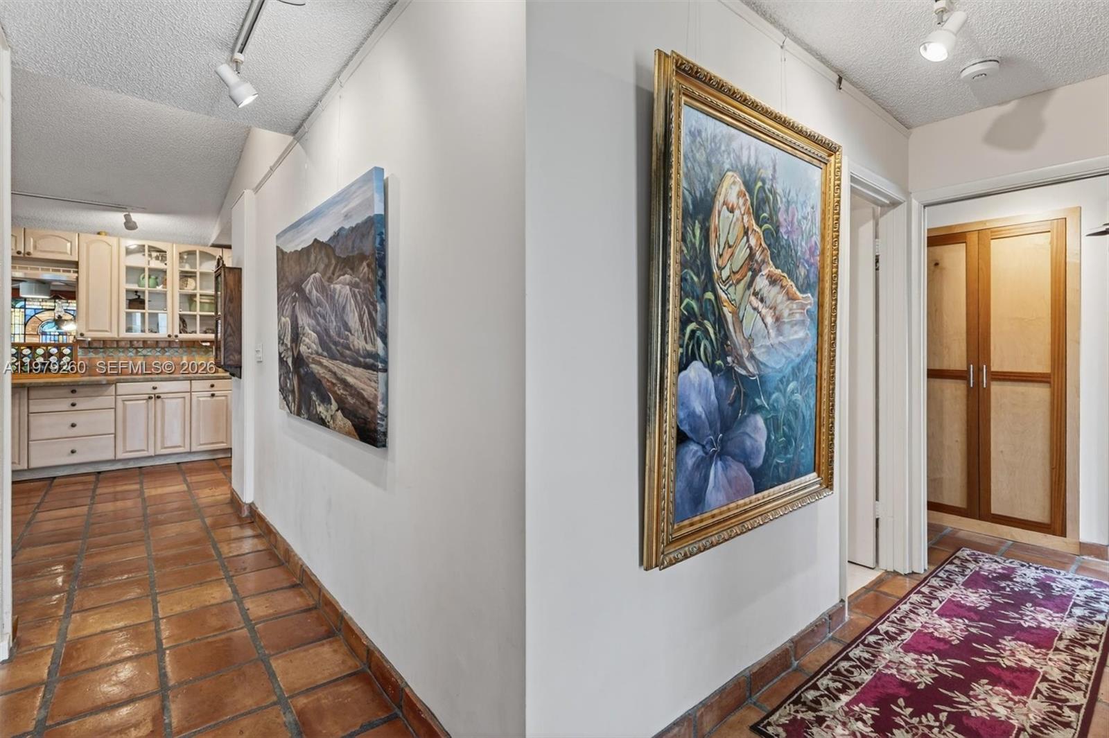 FIRST ADDN TO CALUSA CLUB - Residential