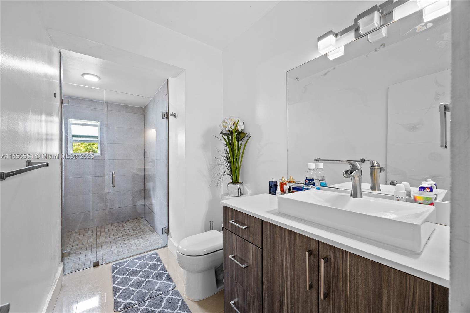 NEW SILVER CREST - Residential