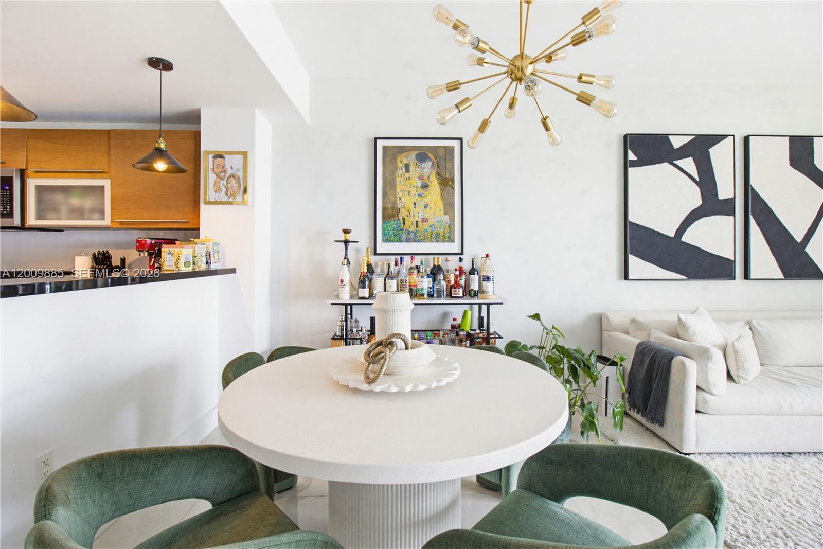 VIZCAYNE SOUTH CONDO - Residential