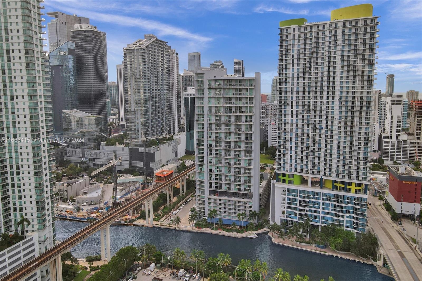 LATITUDE ON THE RIVER CON - Residential