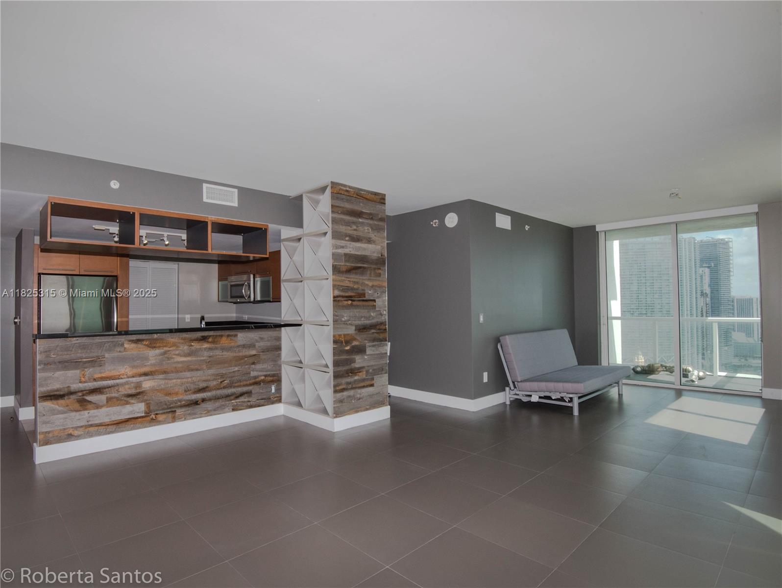 244 Biscayne Blvd 3802