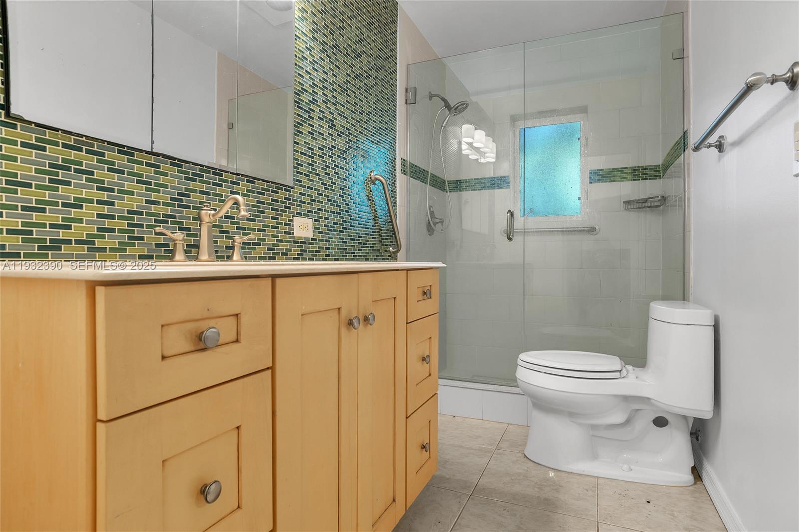 VICTORIA PARK CORR AMEN P - Residential