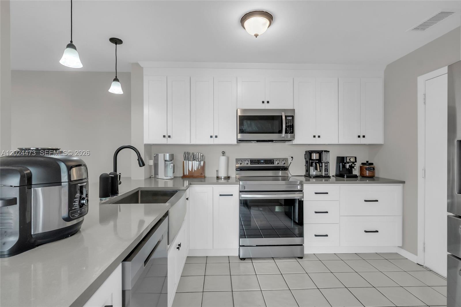 11022 Chandler Dr