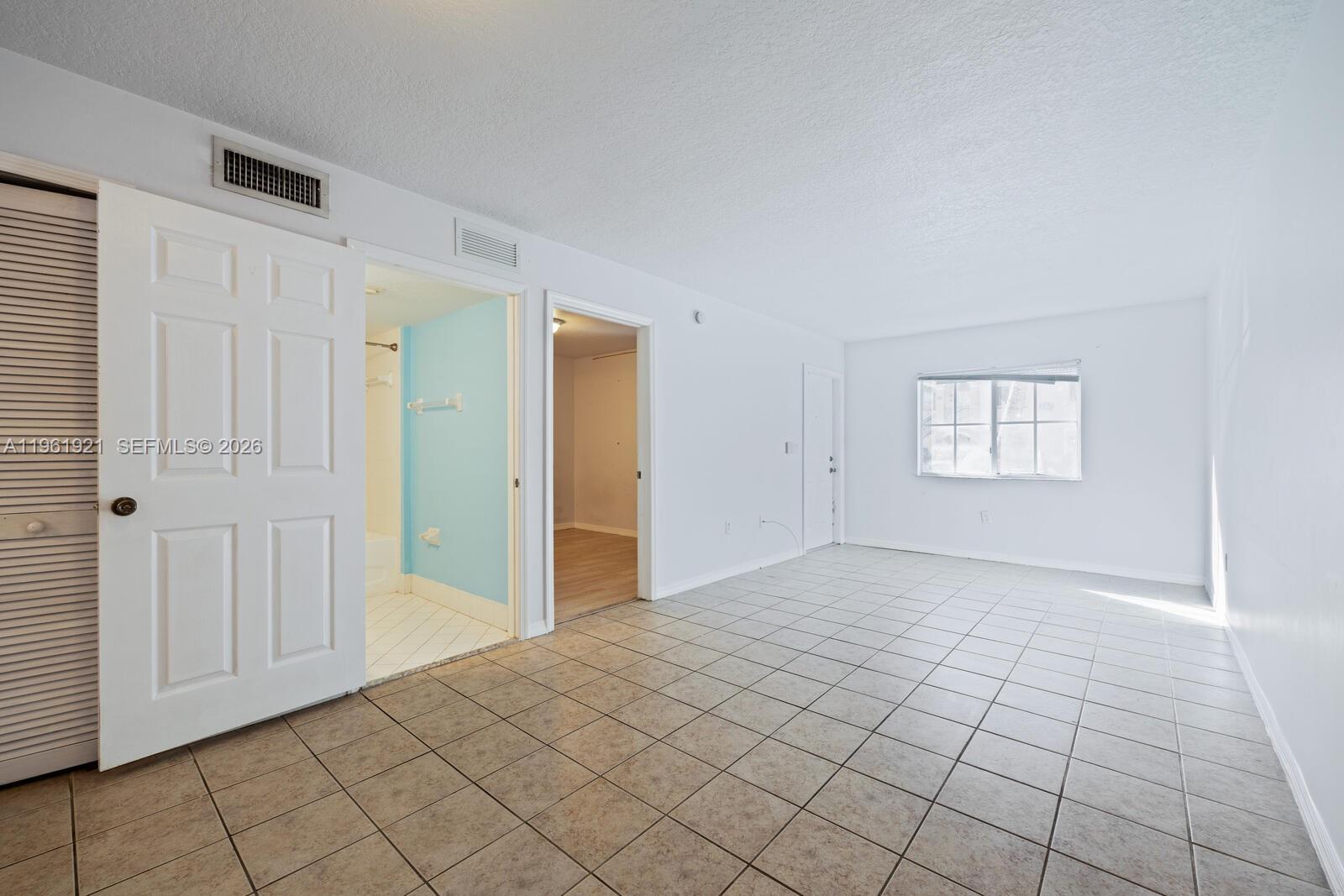 VENETIA GARDENS SOUTH CON - Residential