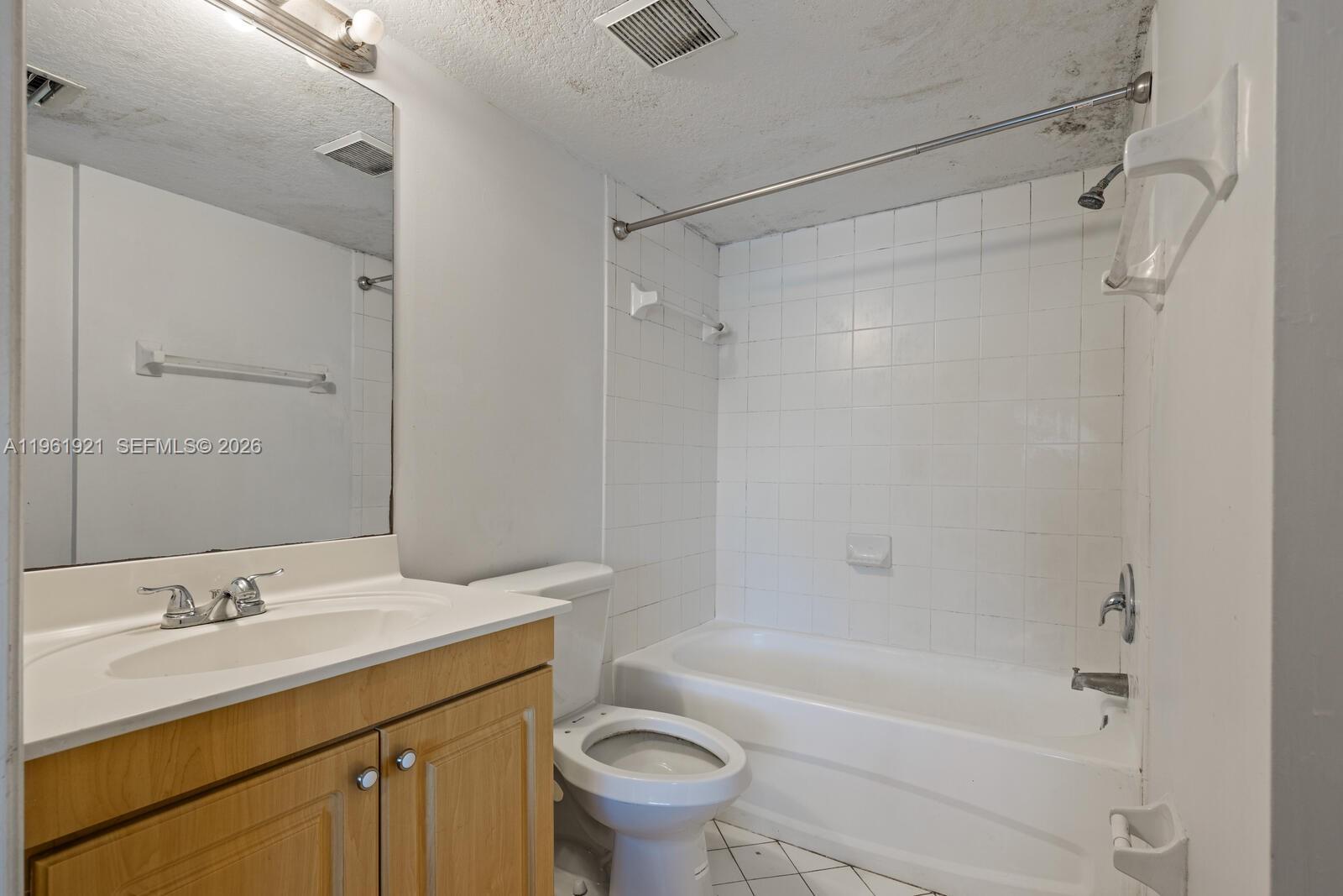 VENETIA GARDENS SOUTH CON - Residential