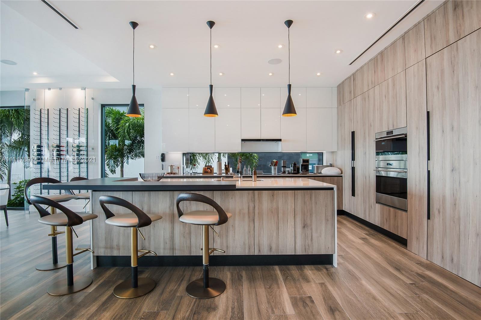 TREASURE ISLAND - Residential