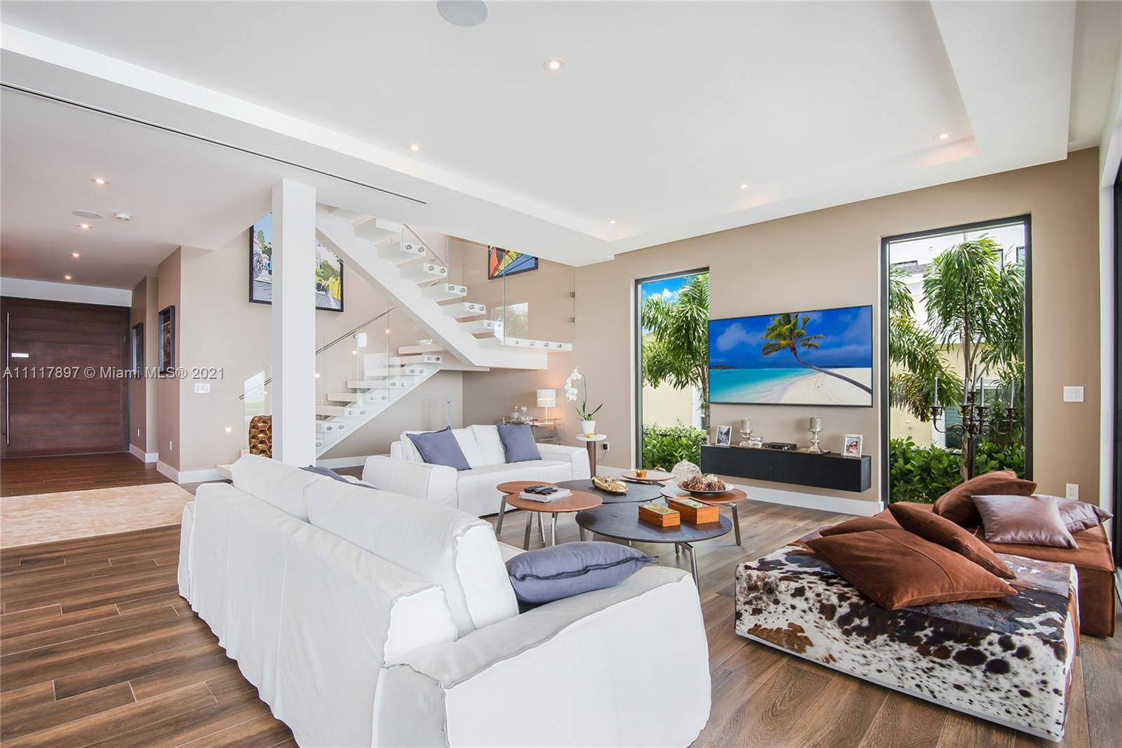 TREASURE ISLAND - Residential