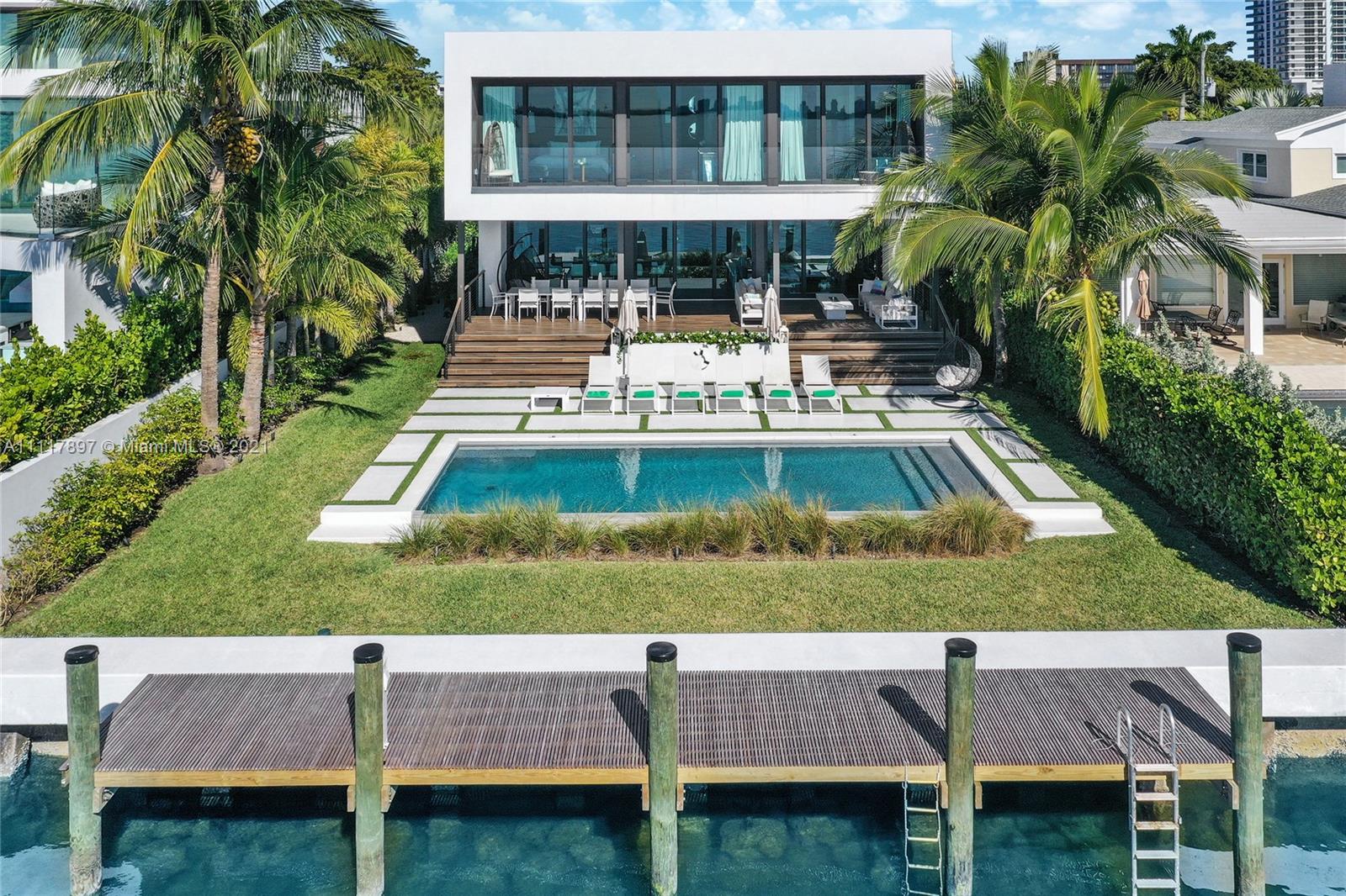 TREASURE ISLAND - Residential