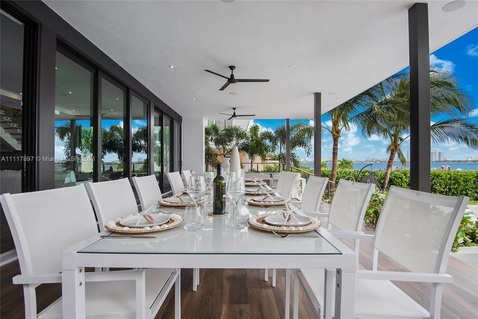 TREASURE ISLAND - Residential