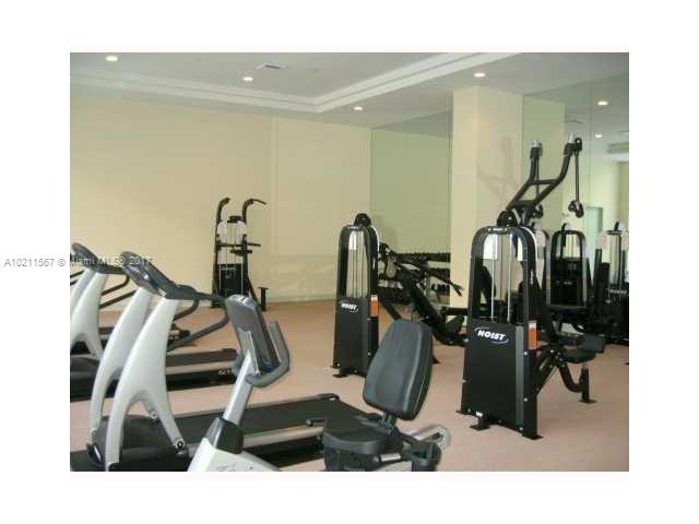 Venture At Aventura East - Residential Lease