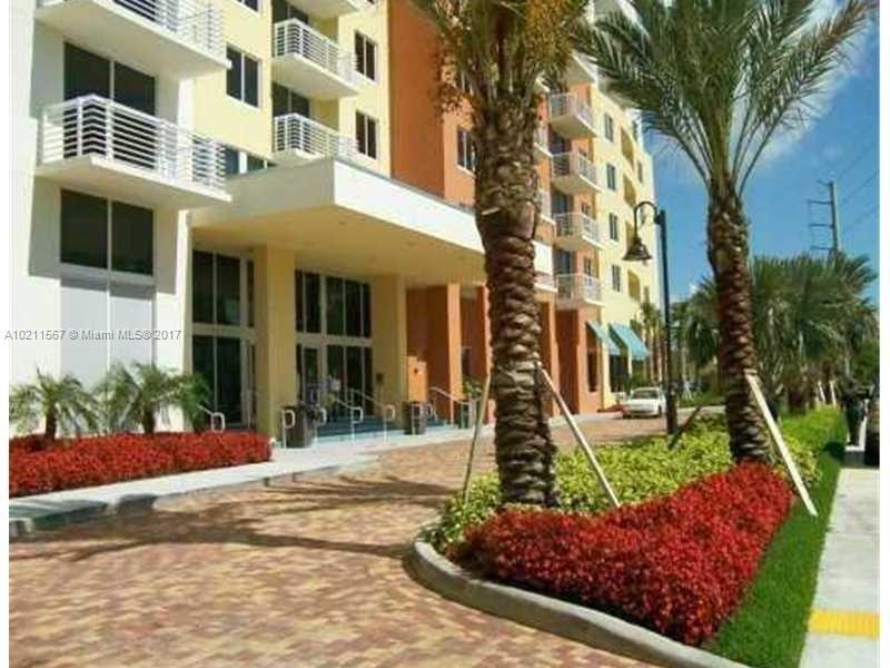 Venture At Aventura East - Residential Lease